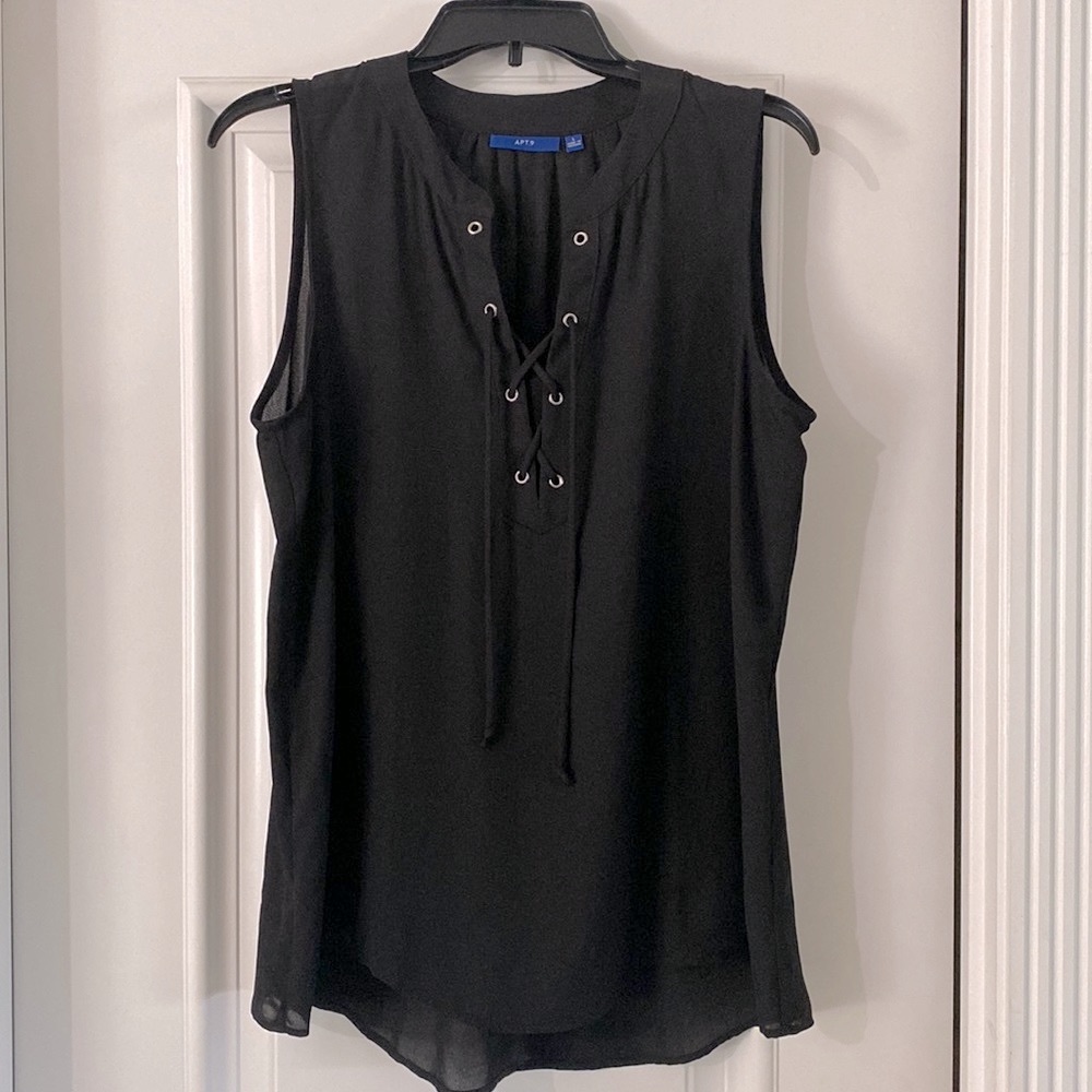 Apt 9 black sleeveless lace up grommet blouse, size L